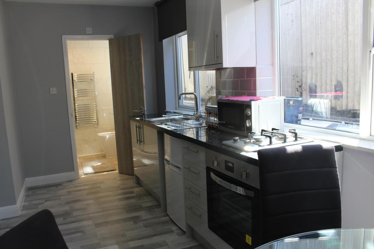 Cosy Central Luton Studio Flat -Ideal For Airport! Εξωτερικό φωτογραφία
